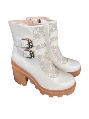Gucci GG Supreme Crystal Buckle Ankle Boots Size 39 New With Box
